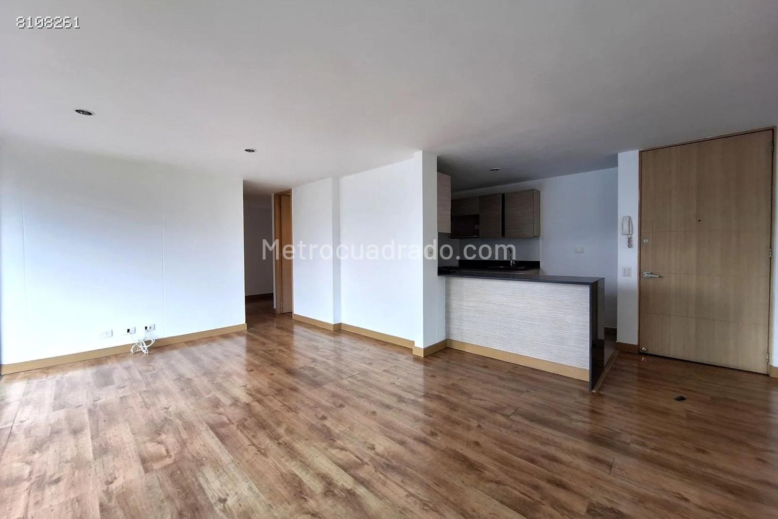 Apartamento de 3 habitaciones en arriendo en Los Balsos, Medellín — imagen 1 de 20