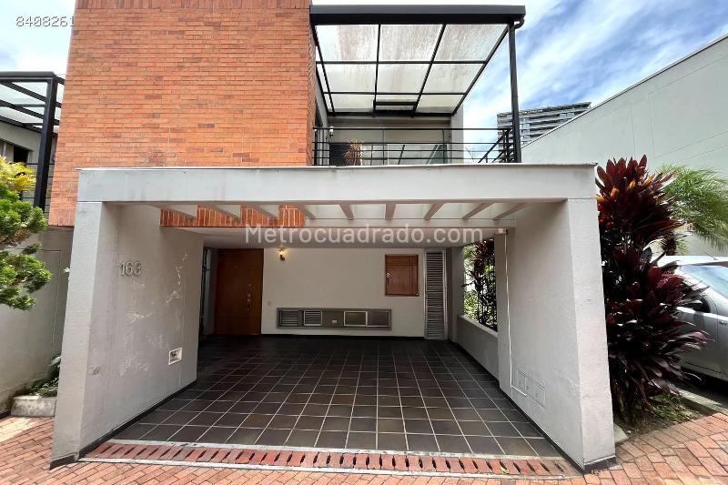 Casa – Medellín, Altos del Poblado, El Poblado - Vista 2