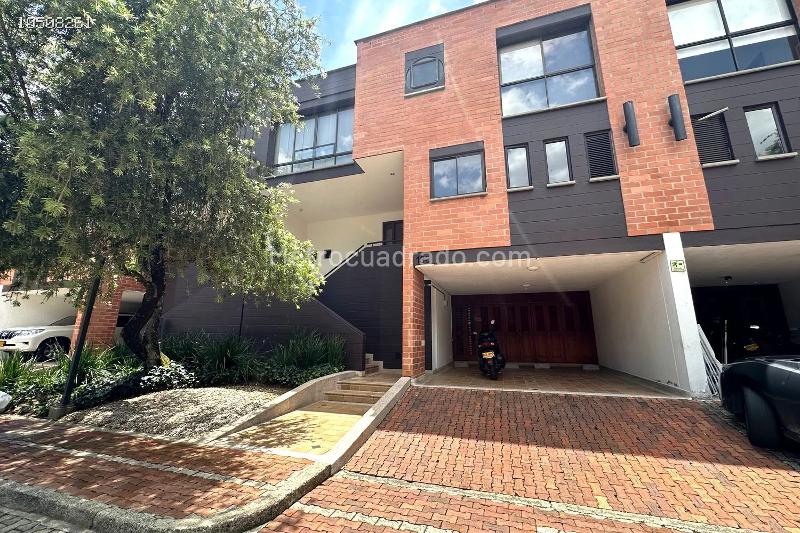 Casa – Medellín, Los Balsos Numero 1, El Poblado - Vista 2
