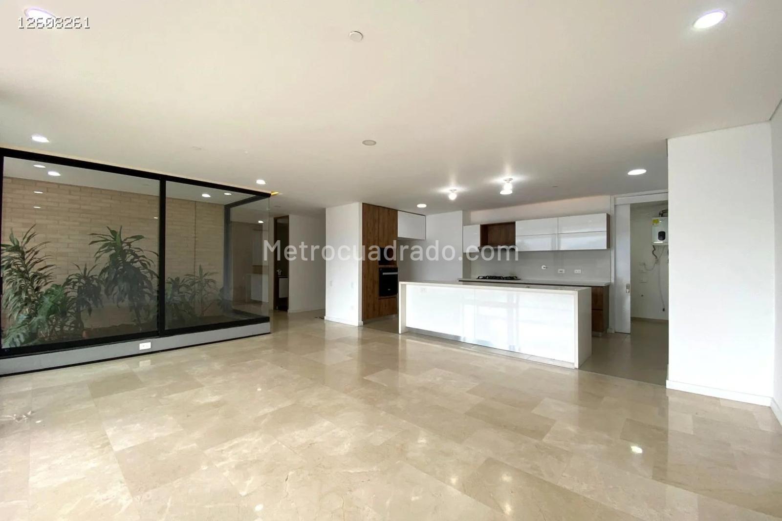 Apartamento de 3 habitaciones en arriendo en Santa Maria de los Angeles, Medellín — imagen 1 de 20