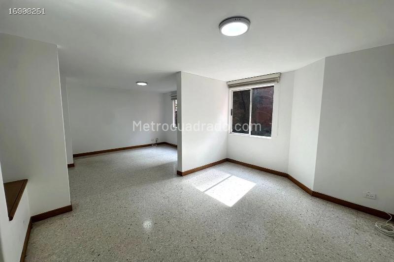Apartamento exclusivo de 3 habitaciones en Castropol