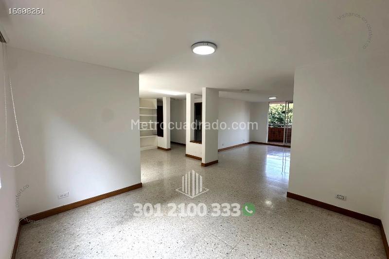 Exclusive 3BR Apartment in Castropol - 3