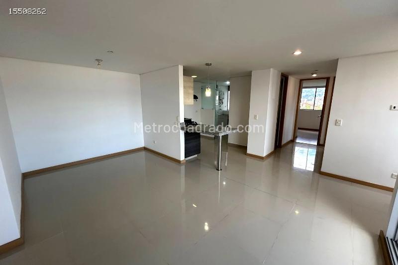Amplio apartamento de 3 habitaciones en La Abadía
