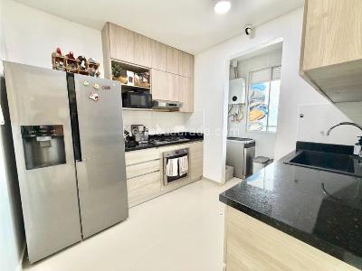 Apartamento de 2 alcobas en venta en Bocagrande, Cartagena, 116 m² · foto 6 de 19