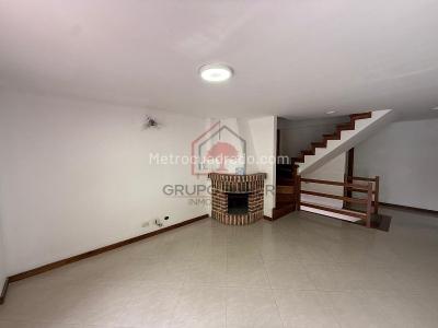 Casa de 4 alcobas en venta en Aves Maria, Sabaneta, 217 m² · foto 6 de 20