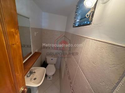 Casa de 4 alcobas en venta en Aves Maria, Sabaneta, 217 m² · foto 13 de 20