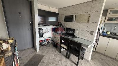 Apartamento de 3 alcobas en venta en San Pablo, Itagüí, 55 m² · foto 2 de 18