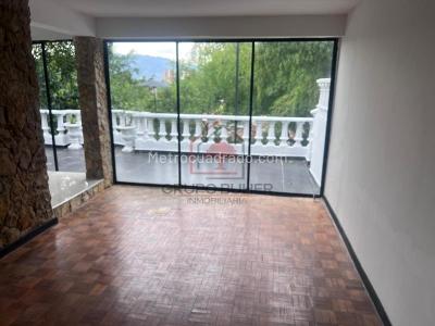 Apartamento de 5 alcobas en venta en El Poblado, Medellín, 1159 m² · foto 3 de 20
