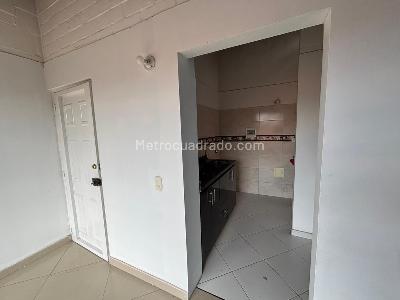 Apartamento de 3 alcobas en venta en Ciudad Verde, Soacha, 39 m² · foto 4 de 10