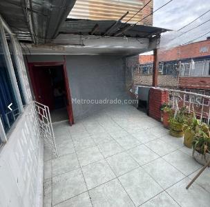 Casa de 5 alcobas en venta en Ingles, Bogotá, 310 m² · foto 10 de 10