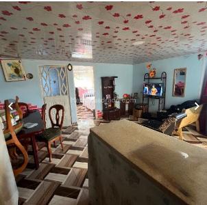 Casa de 5 alcobas en venta en Ingles, Bogotá, 310 m² · foto 8 de 10