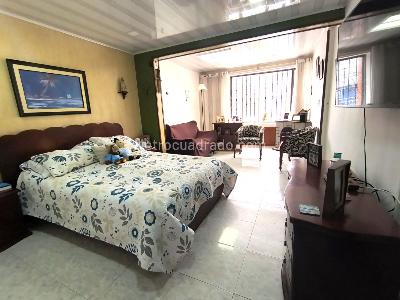 Casa de 3 alcobas en venta en Castilla, Bogotá, 145 m² · foto 12 de 20