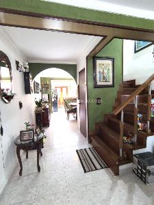 Casa de 3 alcobas en venta en Castilla, Bogotá, 145 m² · foto 5 de 20