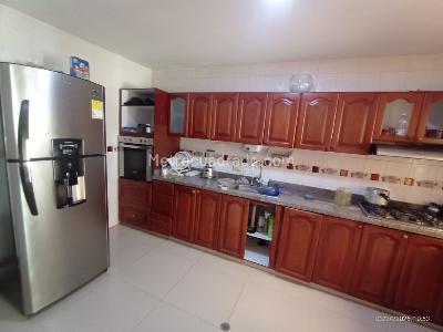 Casa de 5 alcobas en venta en Paraiso, Barranquilla, 360 m² · foto 9 de 14