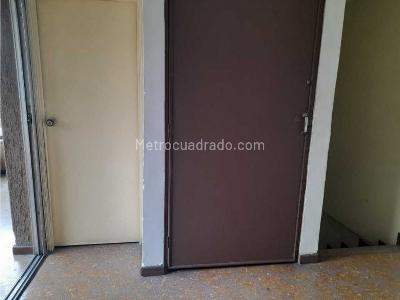 Casa de 4 alcobas en arriendo en La Floresta, Medellín, 114 m² · foto 13 de 15