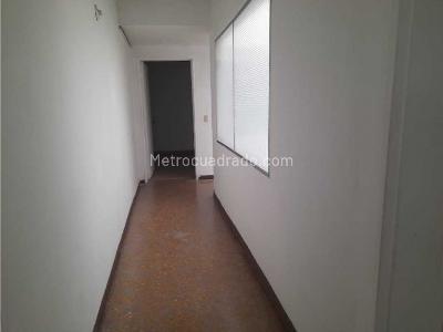 Casa de 4 alcobas en arriendo en La Floresta, Medellín, 114 m² · foto 7 de 15