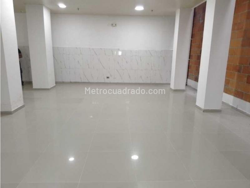 Local Comercial en Arriendo, Centro, Medellín - Więcej