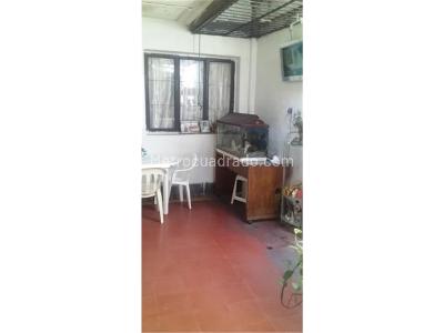 Casa de 5 alcobas en venta en Centro, Medellín, 224 m² · foto 3 de 12