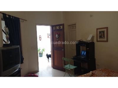 Casa de 5 alcobas en venta en Boston, Medellín, 270 m² · foto 19 de 20