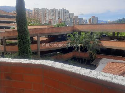 Apartamento en venta en Laureles, Medellín · foto 4 de 12