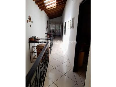 Casa de 3 alcobas en venta en Las Palmas, Medellín, 140 m² · foto 16 de 20