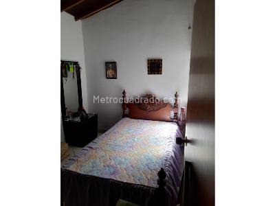 Casa de 3 alcobas en venta en Las Palmas, Medellín, 140 m² · foto 17 de 20