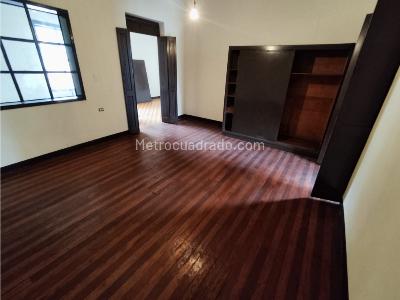 Casa de 5 alcobas en venta en Centro, Medellín, 624 m² · foto 10 de 20