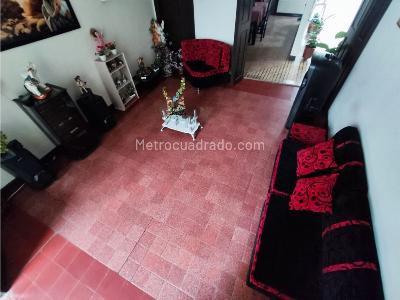 Casa de 5 alcobas en venta en Centro, Medellín, 624 m² · foto 13 de 20
