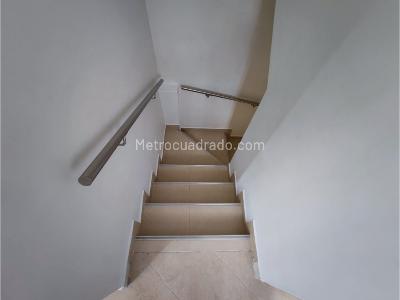 Casa de 5 alcobas en venta en Serramonte, Bello, 98 m² · foto 19 de 20