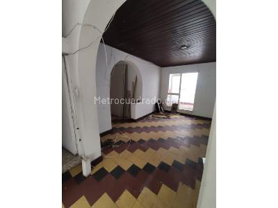 Casa de 5 alcobas en venta en Centro, Medellín, 250 m² · foto 8 de 20