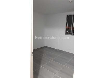 Apartamento de 2 alcobas en venta en El Mirador, Bello, 54 m² · foto 6 de 10