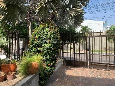 Casa de 4 alcobas en venta en La Cumbre, Barranquilla, 350 m² · foto 18 de 19