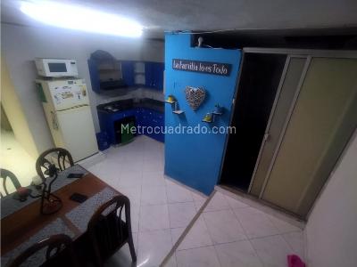 Casa de 5 alcobas en venta en La Milagrosa, Medellín, 124 m² · foto 11 de 20