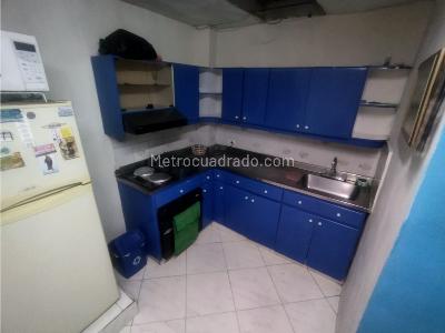 Casa de 5 alcobas en venta en La Milagrosa, Medellín, 124 m² · foto 13 de 20