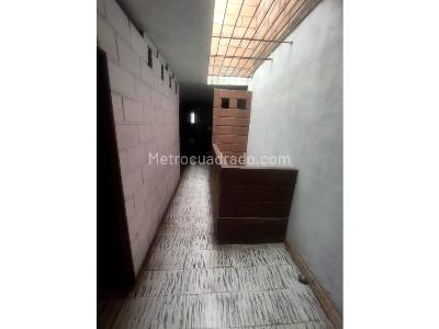 Casa de 5 alcobas en venta en La Milagrosa, Medellín, 124 m² · foto 7 de 20