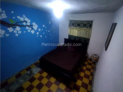 Casa de 5 alcobas en venta en La Milagrosa, Medellín, 124 m² · foto 9 de 20