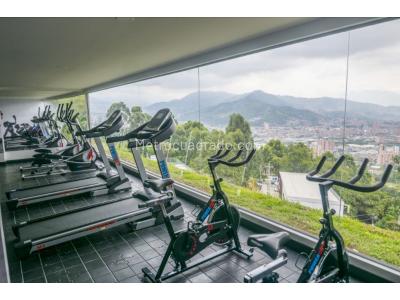 Apartamento de 3 alcobas en venta en Las Lomitas, Sabaneta, 72 m² · foto 2 de 12