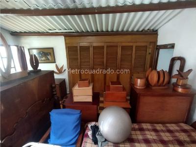 Casa de 4 alcobas en venta en Buenos Aires, Medellín, 243 m² · foto 12 de 20