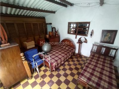 Casa de 4 alcobas en venta en Buenos Aires, Medellín, 243 m² · foto 13 de 20