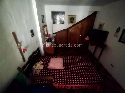 Casa de 4 alcobas en venta en Buenos Aires, Medellín, 243 m² · foto 14 de 20