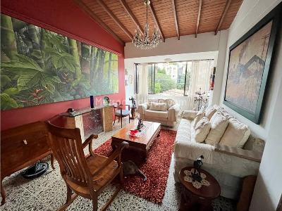 Apartamento de 4 alcobas en venta en Belen, Medellín, 135 m² · foto 2 de 14