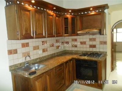 Casa de 2 alcobas en venta en Prado Centro, Medellín, 115 m² · foto 7 de 20