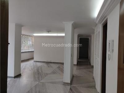 Apartamento en venta en Centro, Medellín · foto 4 de 13