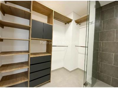 Apartamento de 2 alcobas en venta en Laureles, Medellín, 123 m² · foto 9 de 10