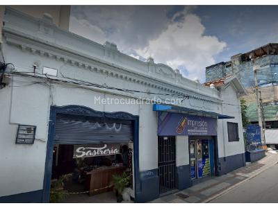 Casa de 5 alcobas en venta en Centro, Medellín, 900 m² · foto 3 de 3