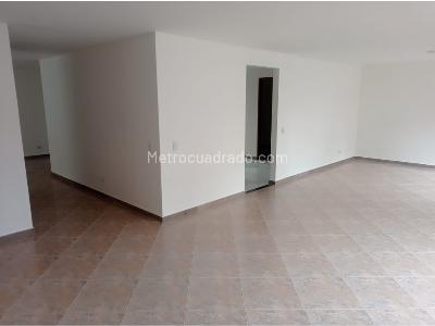 Apartamento de 5 alcobas en venta en Lorena, Medellín, 210 m² · foto 3 de 16