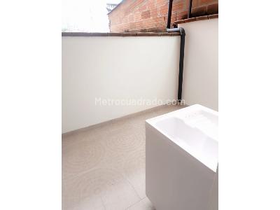 Apartamento de 5 alcobas en venta en Lorena, Medellín, 210 m² · foto 8 de 16