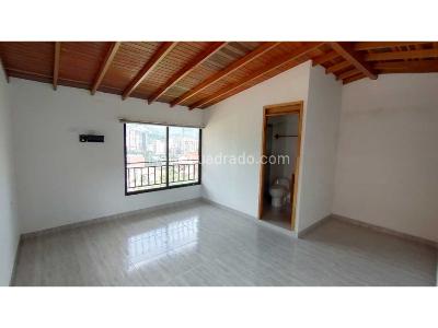 Casa de 5 alcobas en venta en La Doctora, Sabaneta, 210 m² · foto 12 de 20
