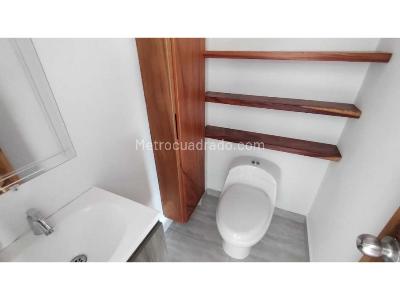 Casa de 5 alcobas en venta en La Doctora, Sabaneta, 210 m² · foto 15 de 20