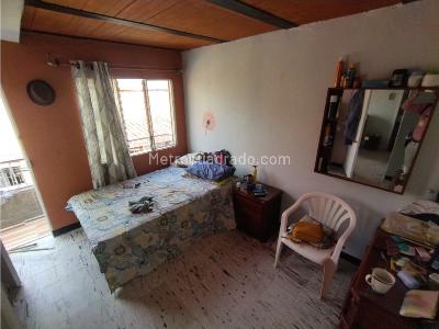 Casa de 4 alcobas en venta en Las Palmas, Medellín, 108 m² · foto 6 de 12